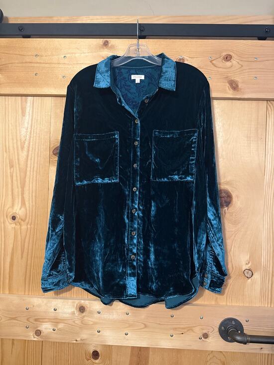 Pilcro Tops - Pilcro Anthropologie Teal Green Long Sleeve Button Down Women’s Velvet Top Sz L